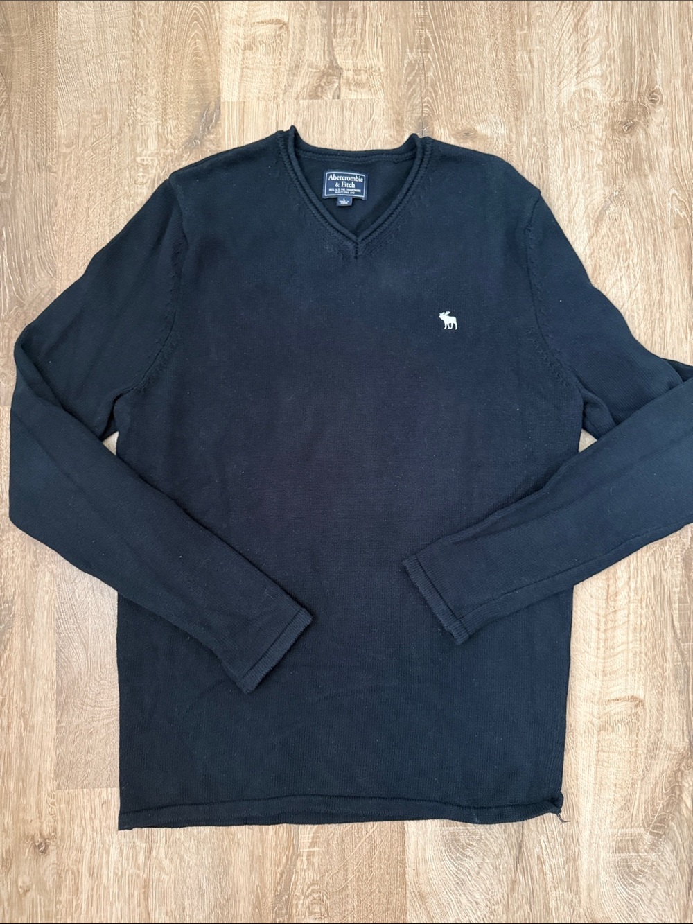 Abercrombie & Fitch Men's Navy V-Neck Cotton Sweater, Size Large